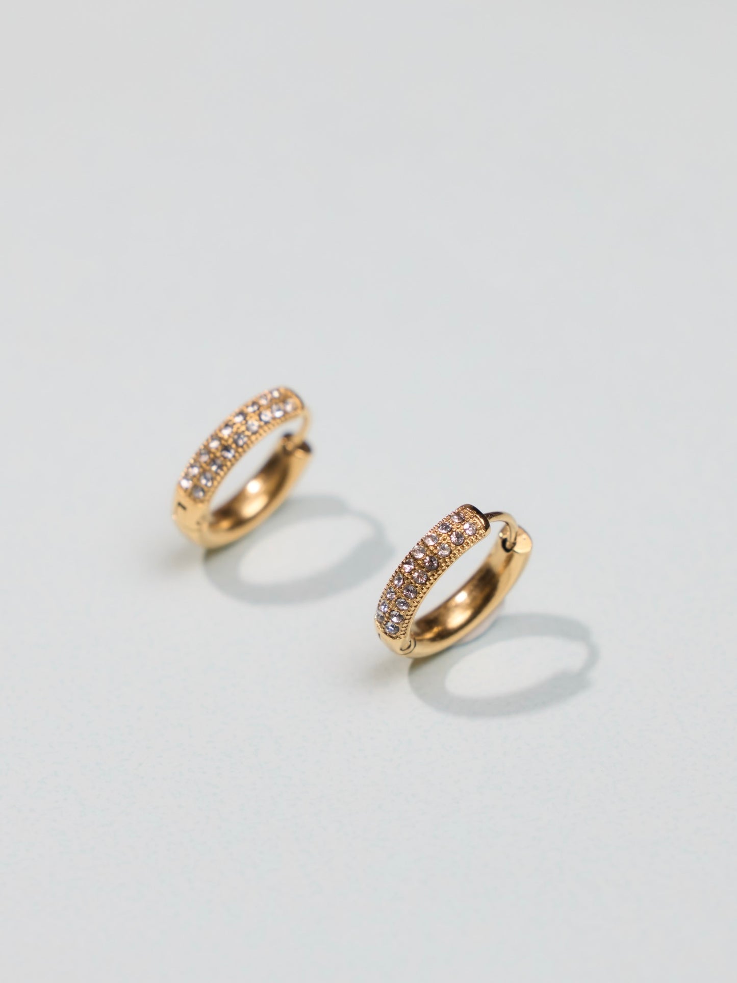 金色鋯石圈圈耳扣 Gold Diamond Hoop earrings