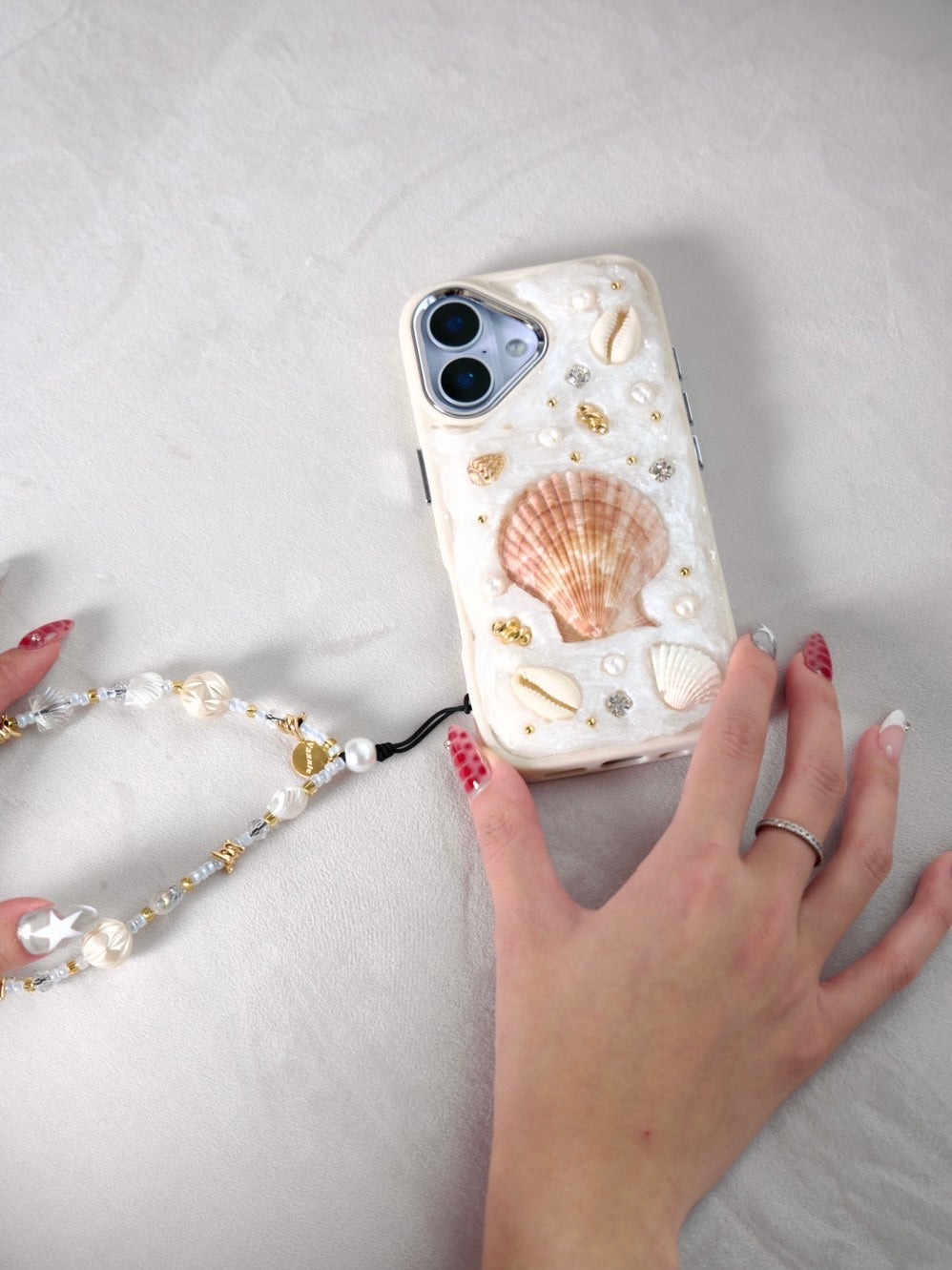 白金旋轉k金珠殼手機鏈 Glow Nude Phone Charm